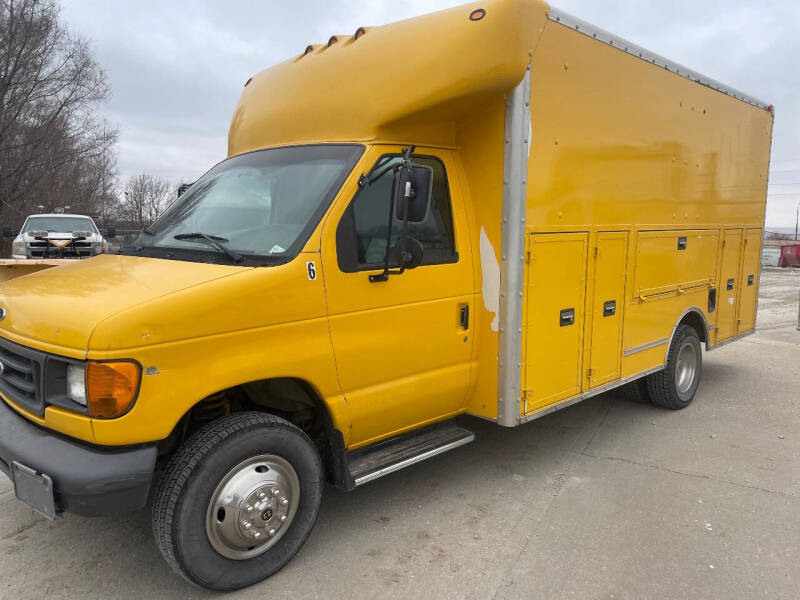 2001 Ford E-Series E-450 SD