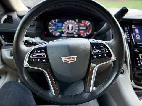 2018 Cadillac Escalade Luxury