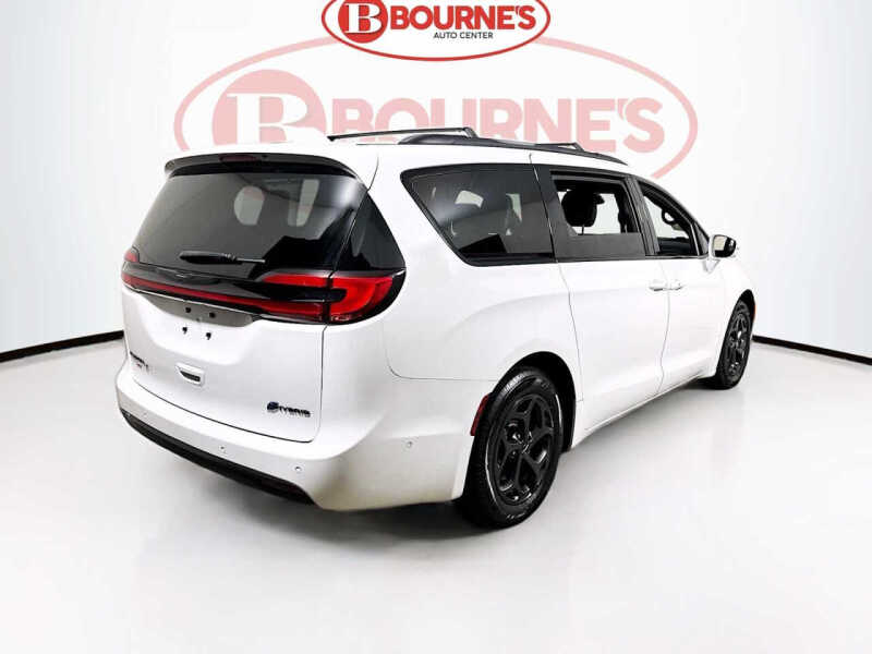 2021 Chrysler Pacifica Hybrid Touring L