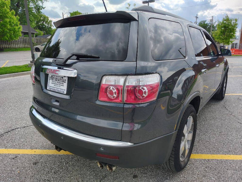 2011 GMC Acadia SLT-2