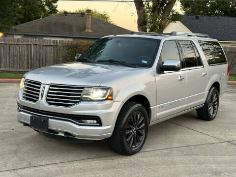 2015 Lincoln Navigator L for sale at KM Motors LLC in Houston TX