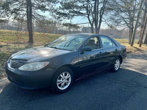 2005 Toyota Camry for sale at Morris Ave Auto Sales in Elizabeth NJ
