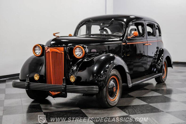 1937 Chrysler Desoto