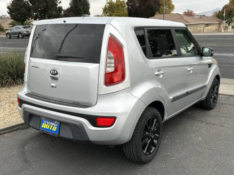 2013 Kia Soul +