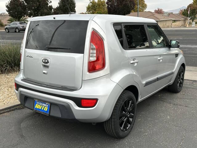 2013 Kia Soul +