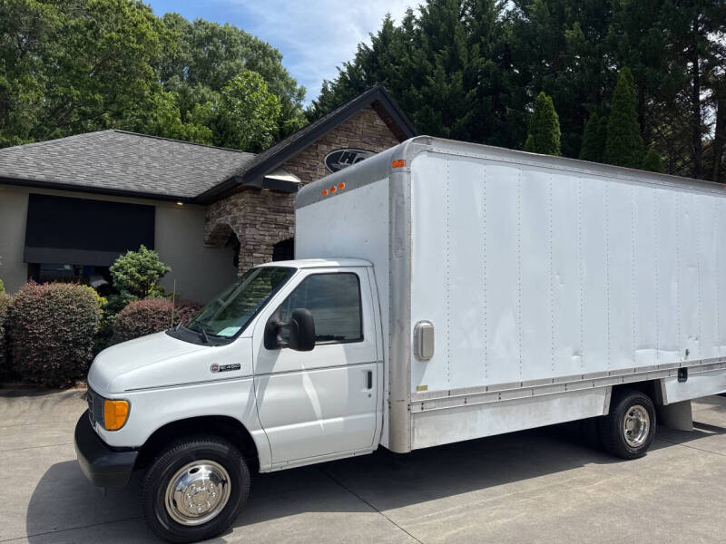 2003 Ford E-Series E-450 SD