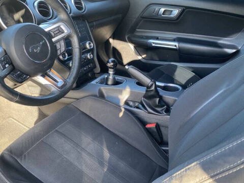 2019 Ford Mustang EcoBoost