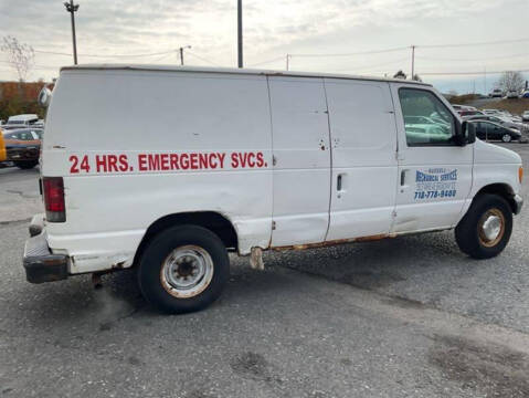 2004 Ford E-Series E-250