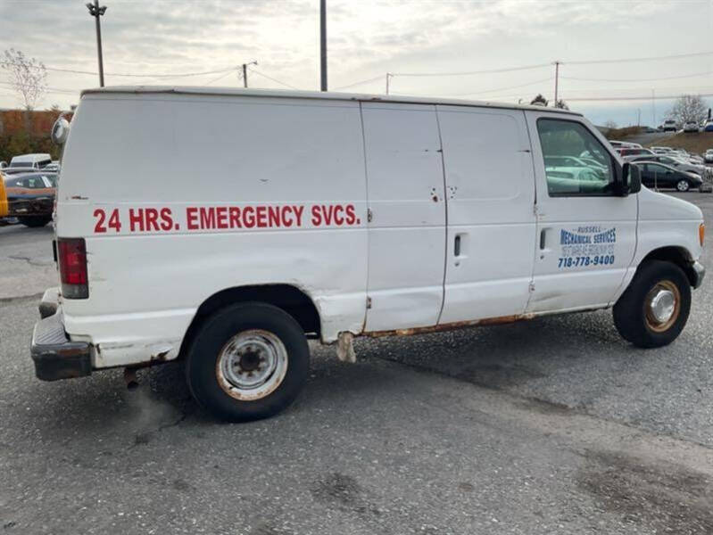 2004 Ford E-Series E-250