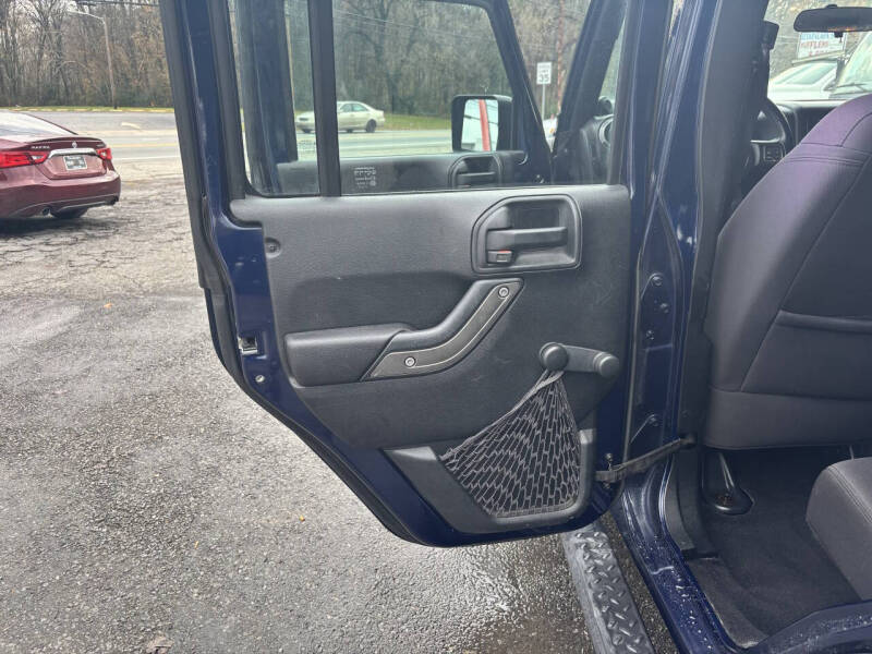 2013 Jeep Wrangler Unlimited Freedom Edition