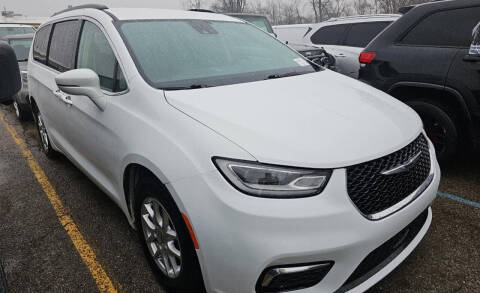 2022 Chrysler Pacifica Touring L