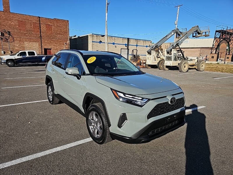 2023 Toyota RAV4 XLE