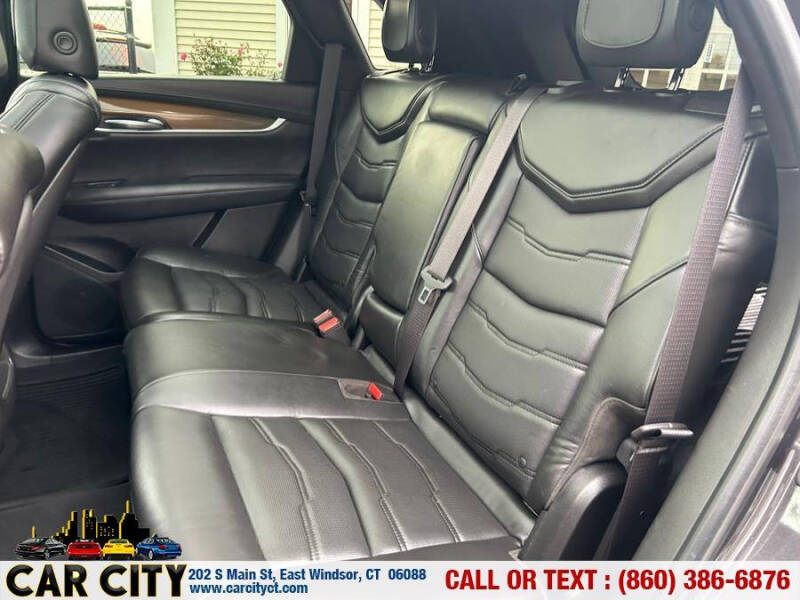 2017 Cadillac XT5 Platinum