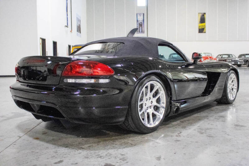 2003 Dodge Viper SRT-10