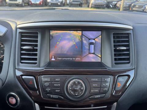 2015 Nissan Pathfinder SL