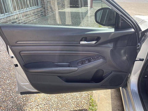 2019 Nissan Altima 2.5 SR