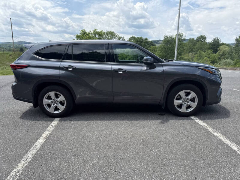 2020 Toyota Highlander L