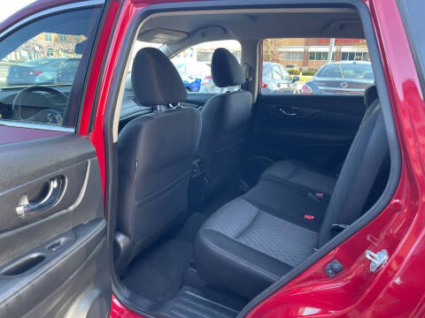 2017 Nissan Rogue SV