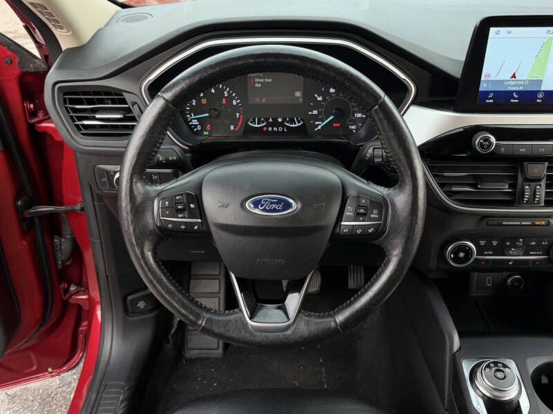 2020 Ford Escape SEL