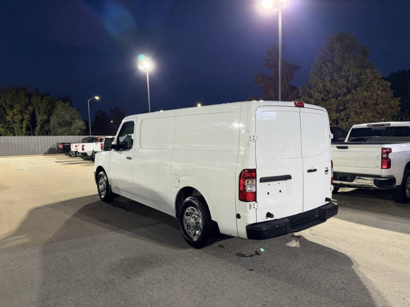 2021 Nissan NV 1500 SV