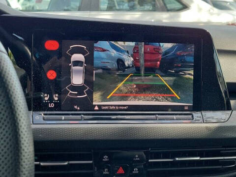 2022 Volkswagen Golf GTI SE