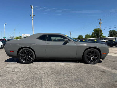 2019 Dodge Challenger SXT