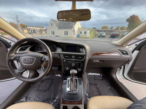 2015 Audi A4 2.0T quattro Premium