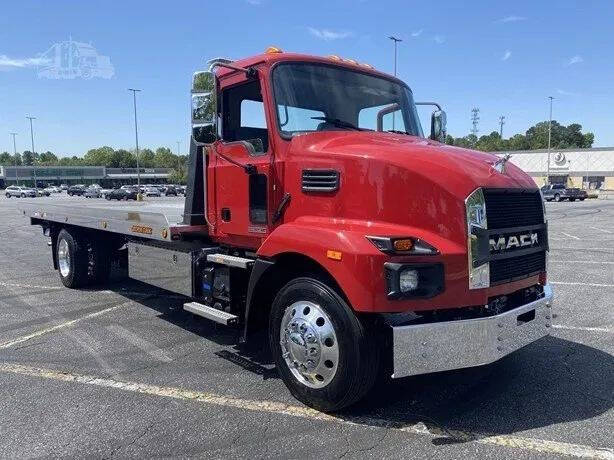 2024 Mack MD6