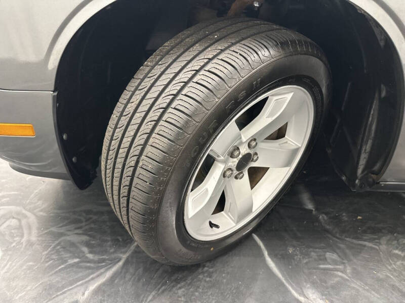 2012 Dodge Challenger SXT