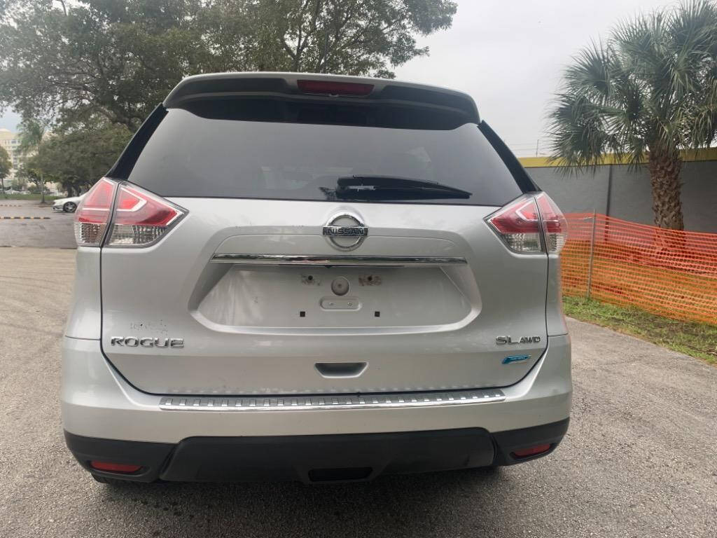 2014 Nissan Rogue  - $0