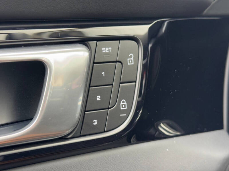 2022 Porsche Panamera 4S E-Hybrid