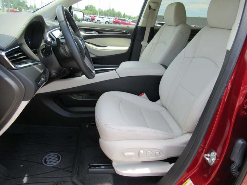 2023 Buick Enclave Premium