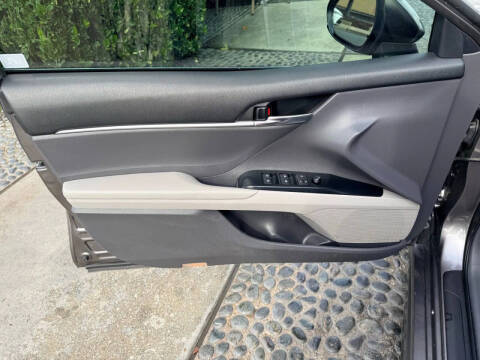 2019 Toyota Camry Hybrid