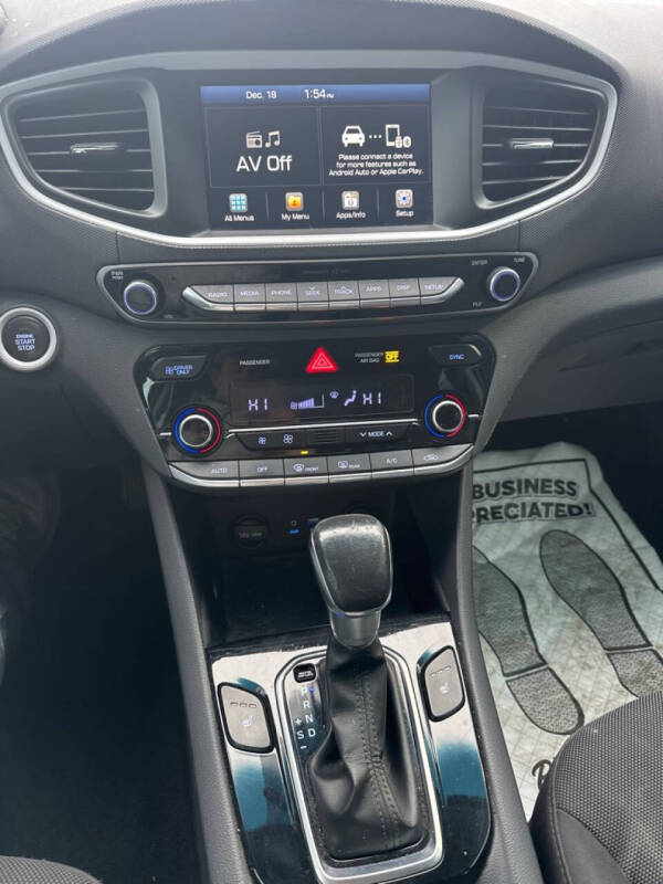 2018 Hyundai Ioniq Hybrid SEL