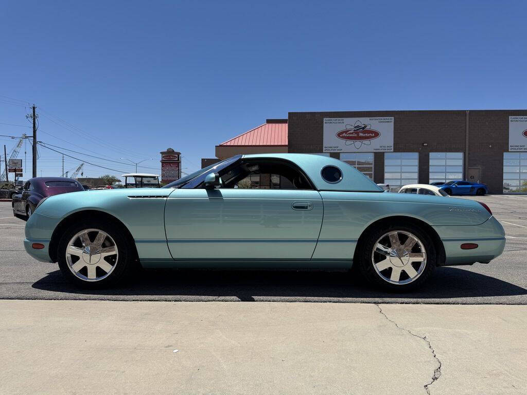 2002 Ford Thunderbird 7