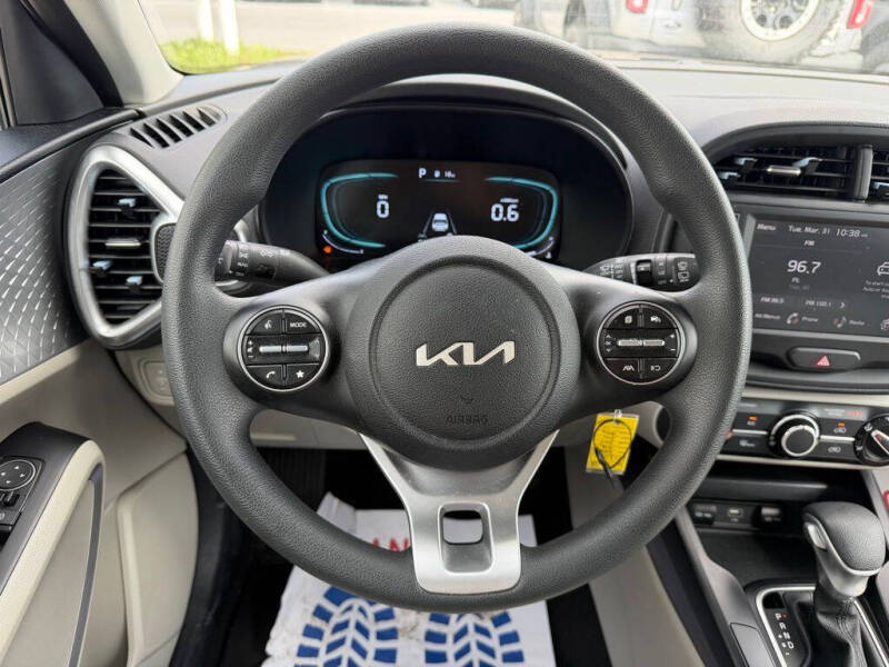 2025 Kia Soul LX