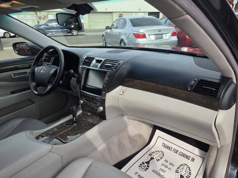 2010 Lexus LS 460