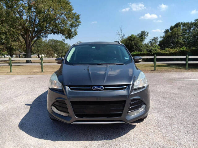 2015 Ford Escape for sale at AUTOPLUG 360 in Stafford, TX