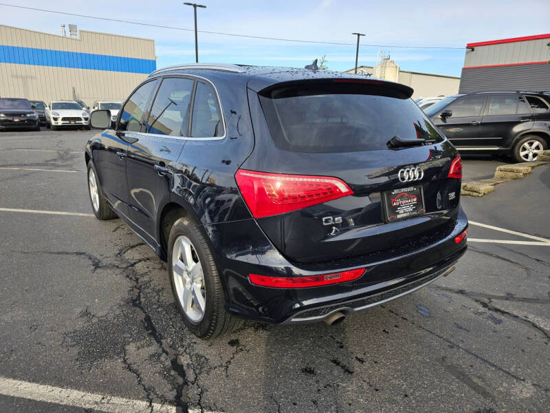 2012 Audi Q5 3.2 quattro Premium Plus