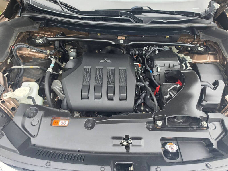 2019 Mitsubishi Eclipse Cross SE
