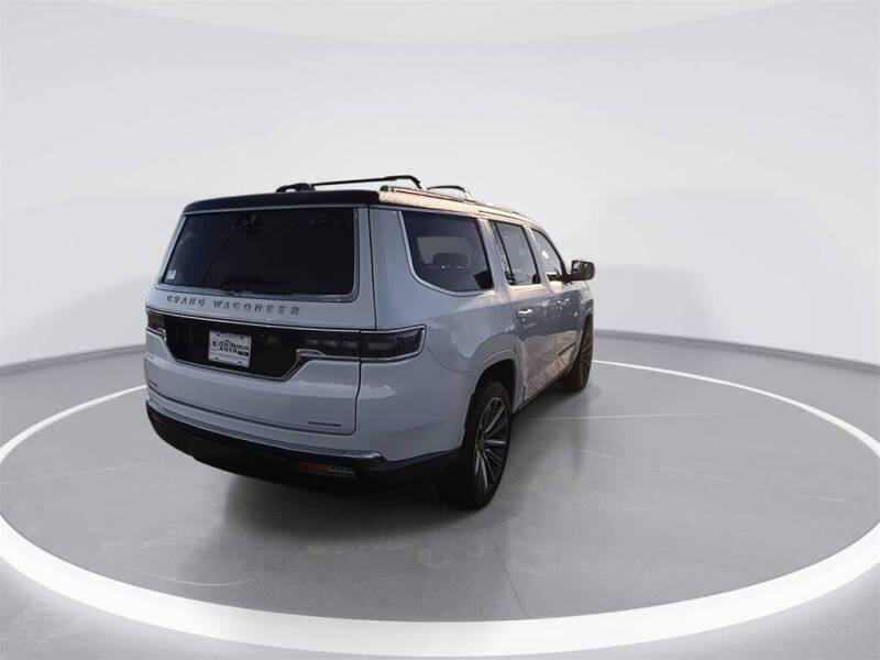 2022 Jeep Grand Wagoneer Series II