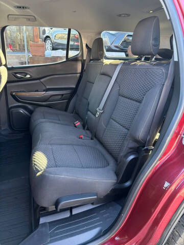 2017 GMC Acadia SLE-2