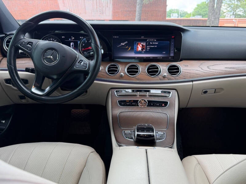 2018 Mercedes-Benz E-Class E 300