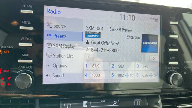 2022 Toyota Sienna LE 8-Passenger