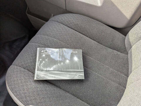 2024 Chevrolet Express 2500