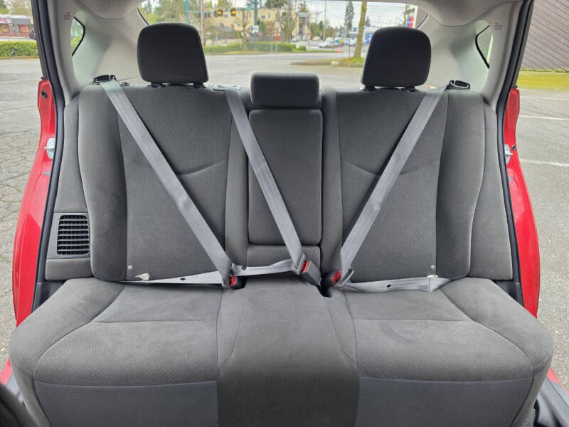 2012 Toyota Prius Two