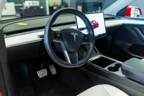2023 Tesla Model Y Performance