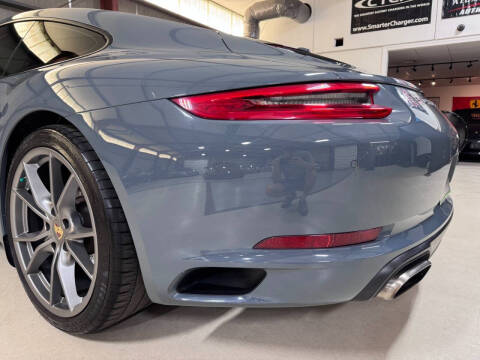 2017 Porsche 911 Carrera