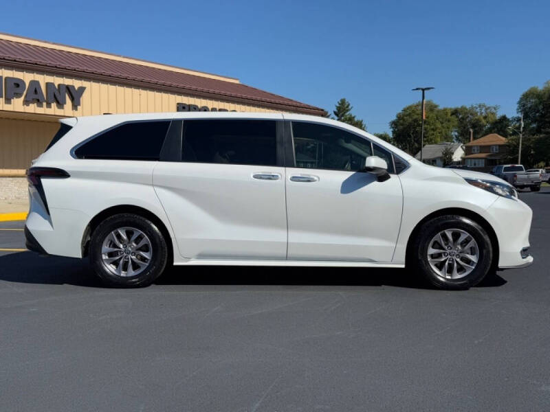 2023 Toyota Sienna