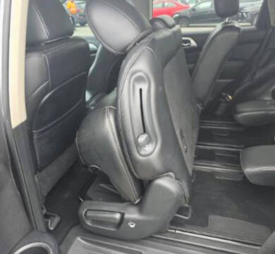 2017 Nissan Pathfinder SL